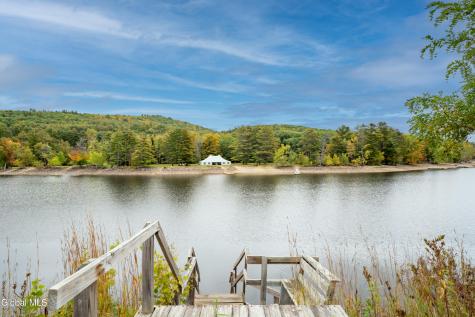 107 Gifford Valley Road Northville NY 12134