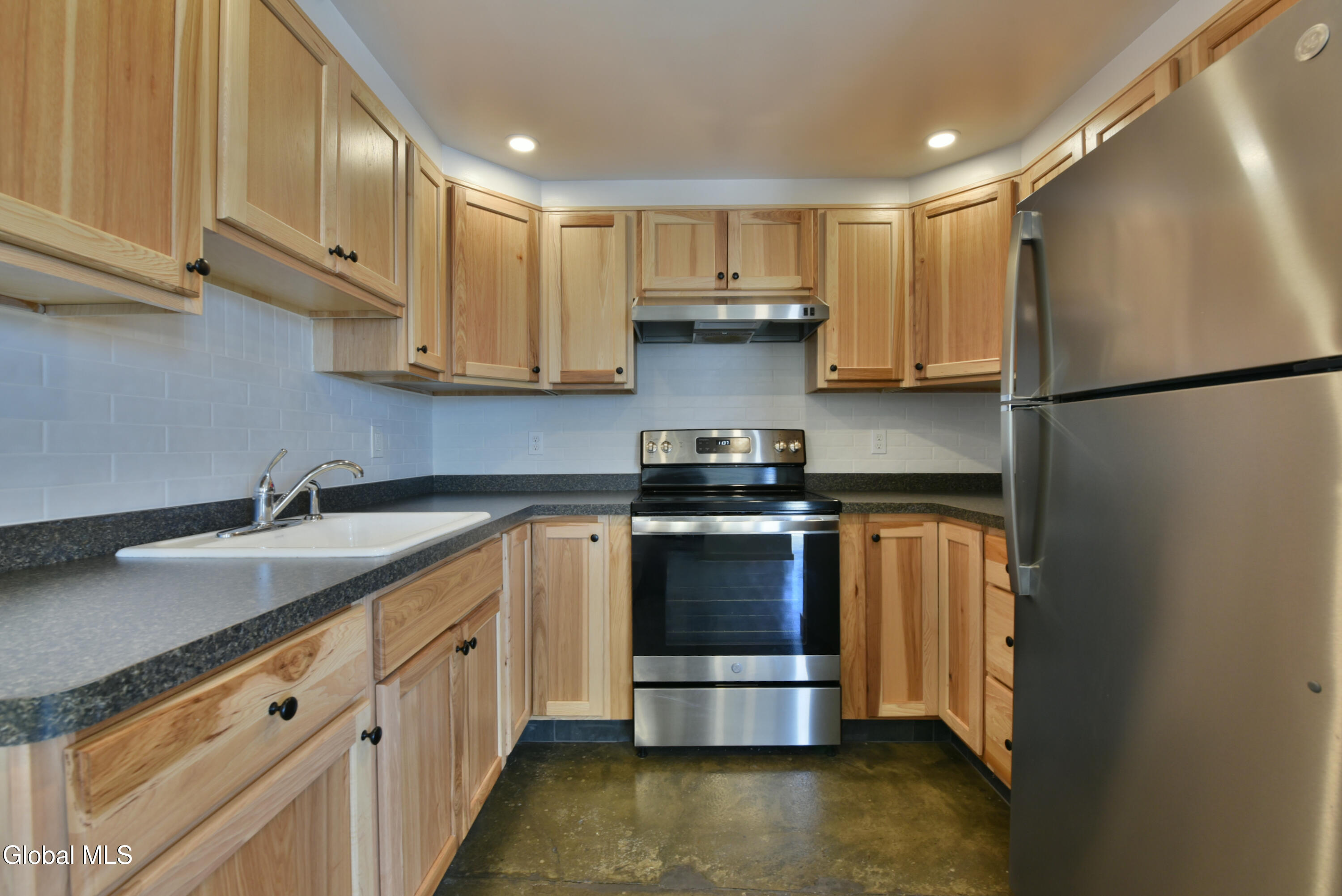 28-30 1st Street Castleton On Hudson NY 12033