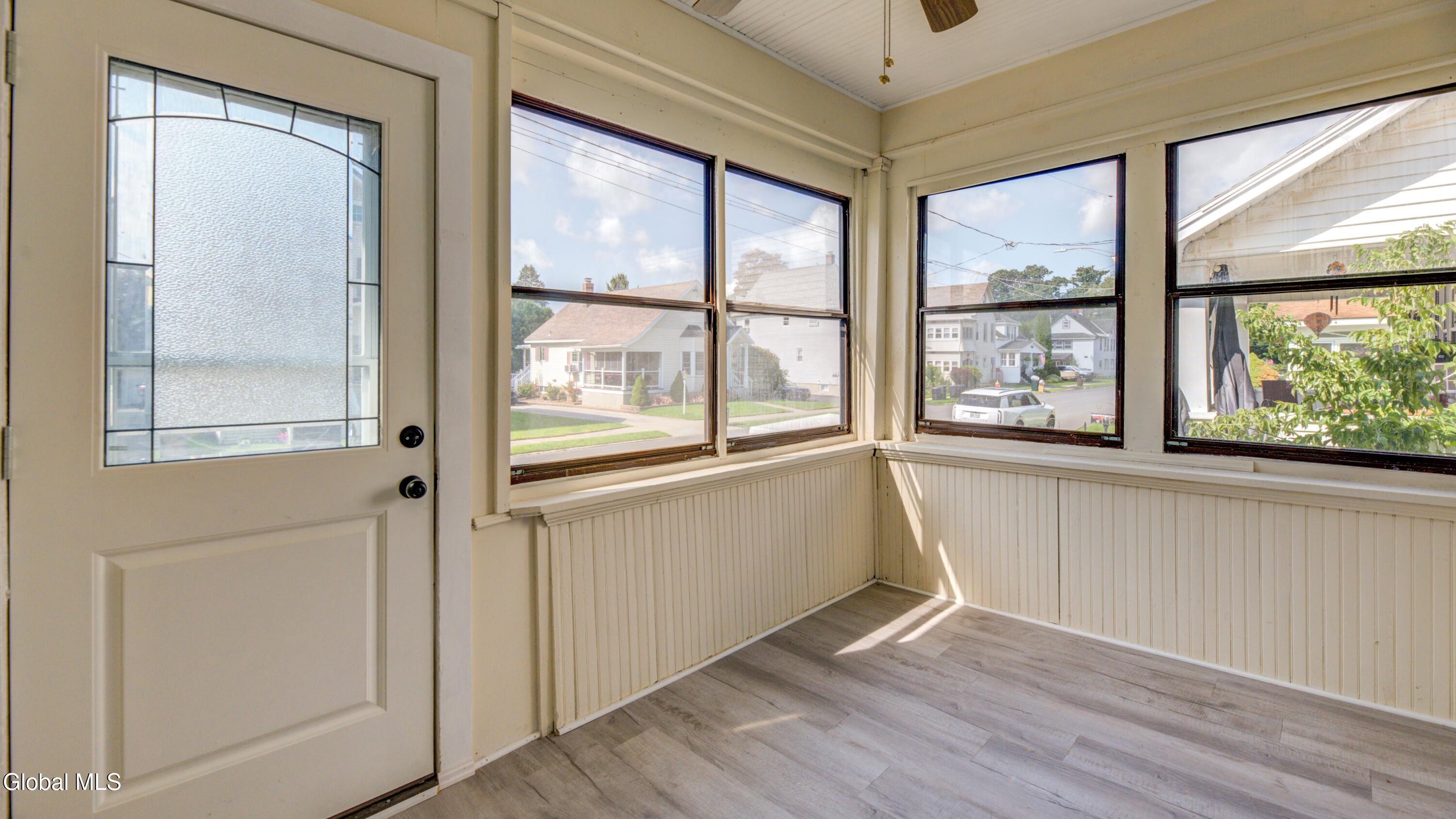 14 Crescent Avenue Amsterdam NY 12010