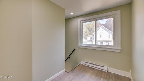14 Crescent Avenue Amsterdam NY 12010