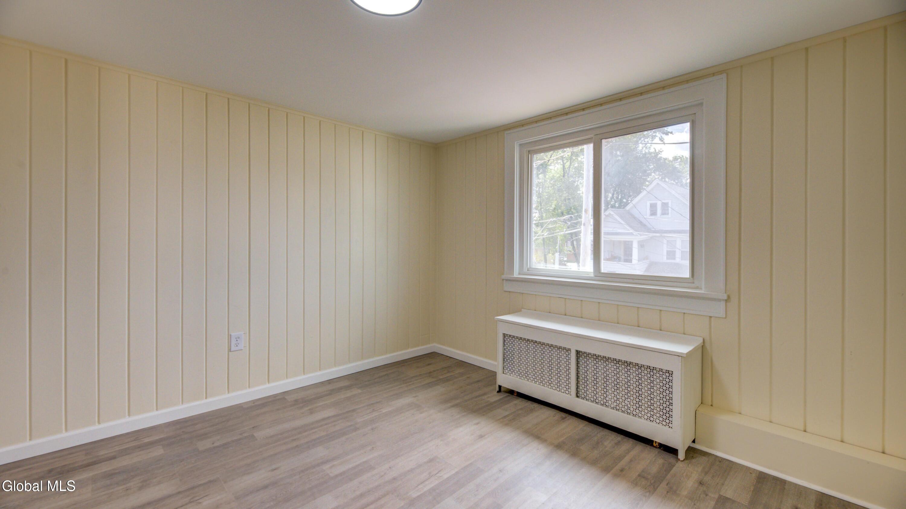 14 Crescent Avenue Amsterdam NY 12010