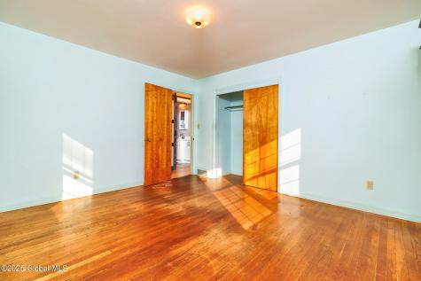2757 Maida Lane Schenectady NY 12306