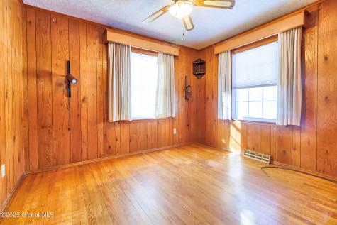 2757 Maida Lane Schenectady NY 12306