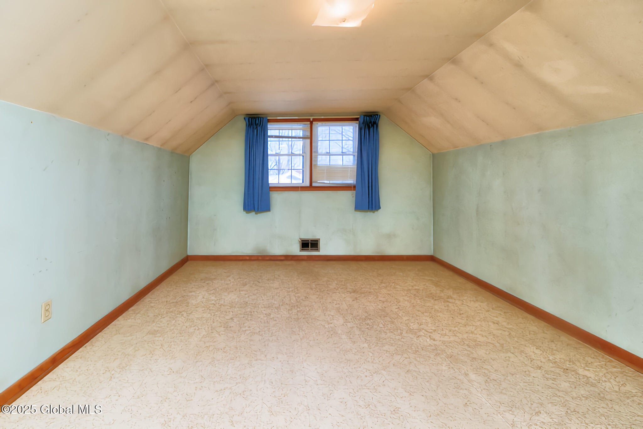 2757 Maida Lane Schenectady NY 12306