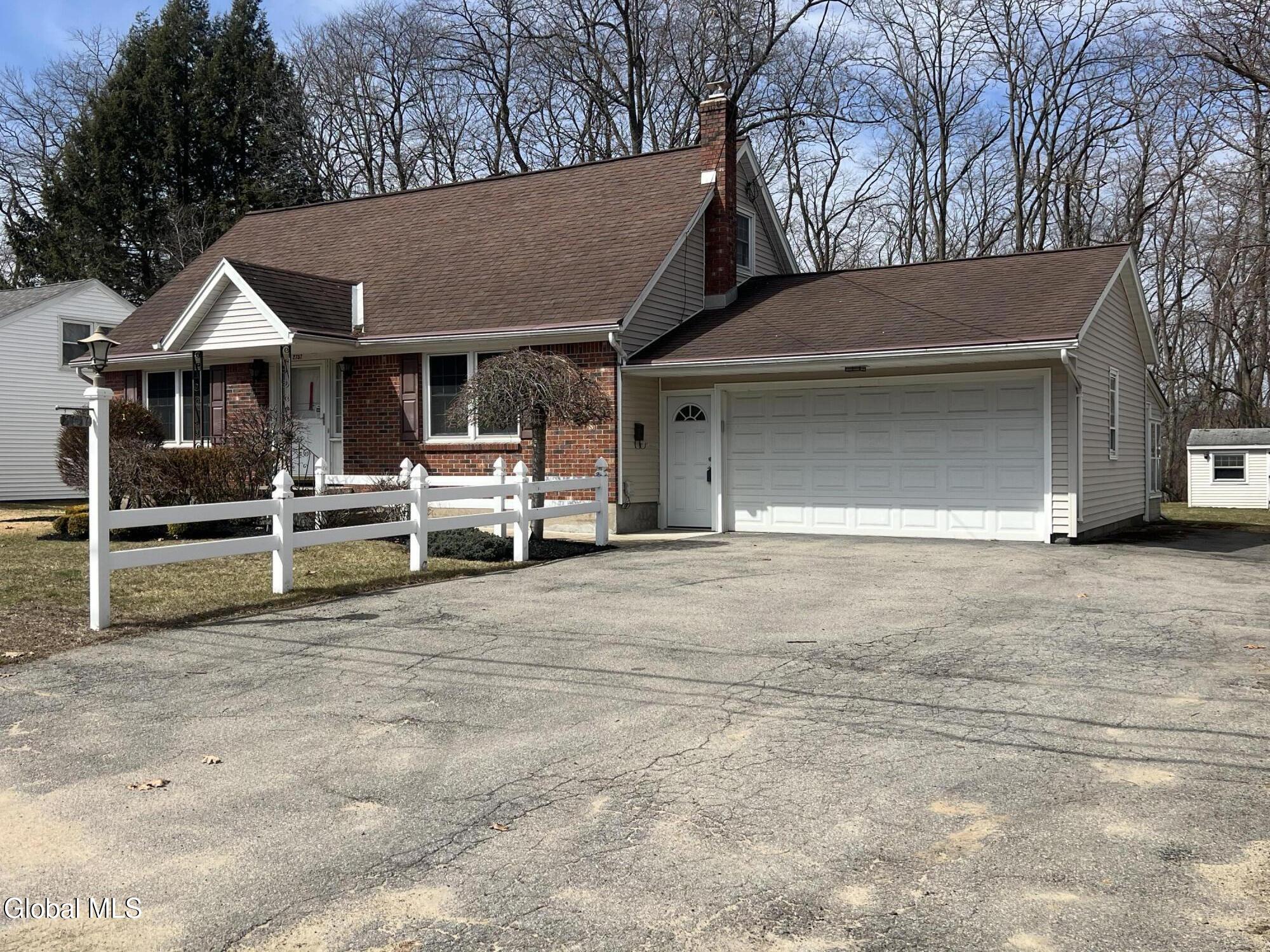 2757 Maida Lane Schenectady NY 12306