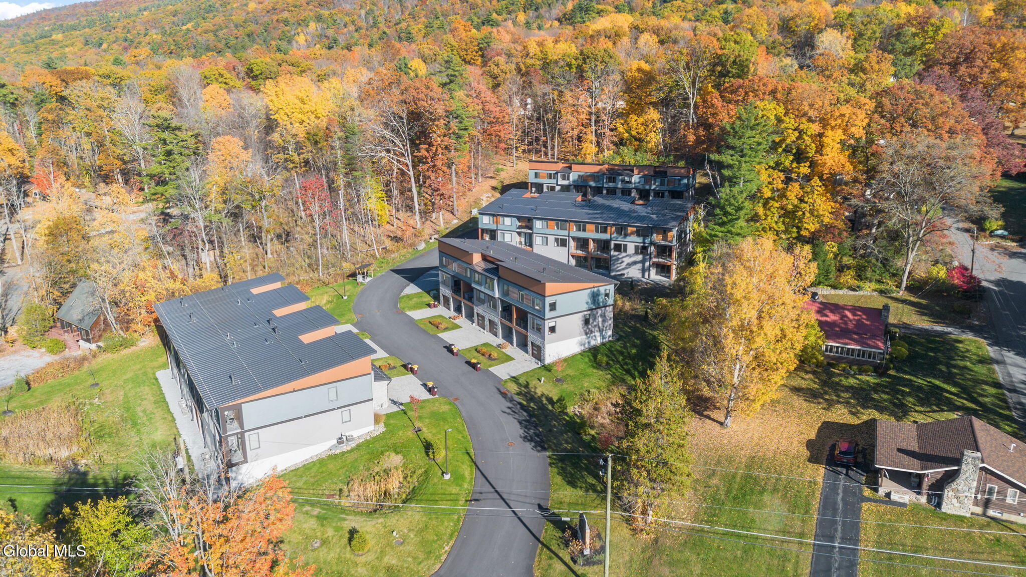 15 Footpath Way Lake George NY 12845