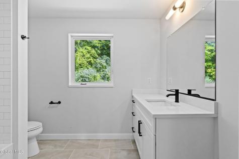 15 Footpath Way Lake George NY 12845