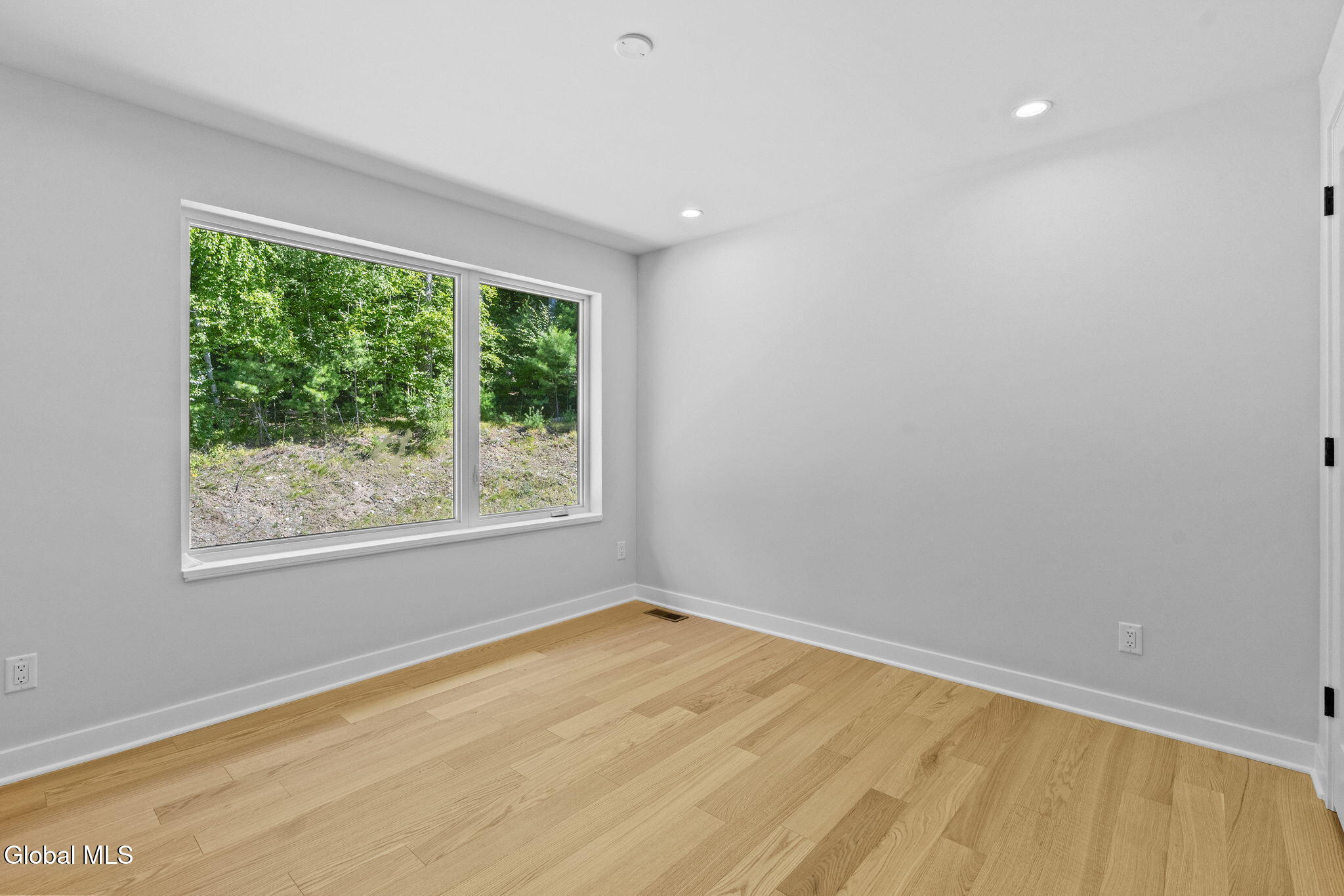 15 Footpath Way Lake George NY 12845