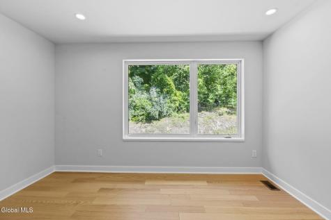 15 Footpath Way Lake George NY 12845