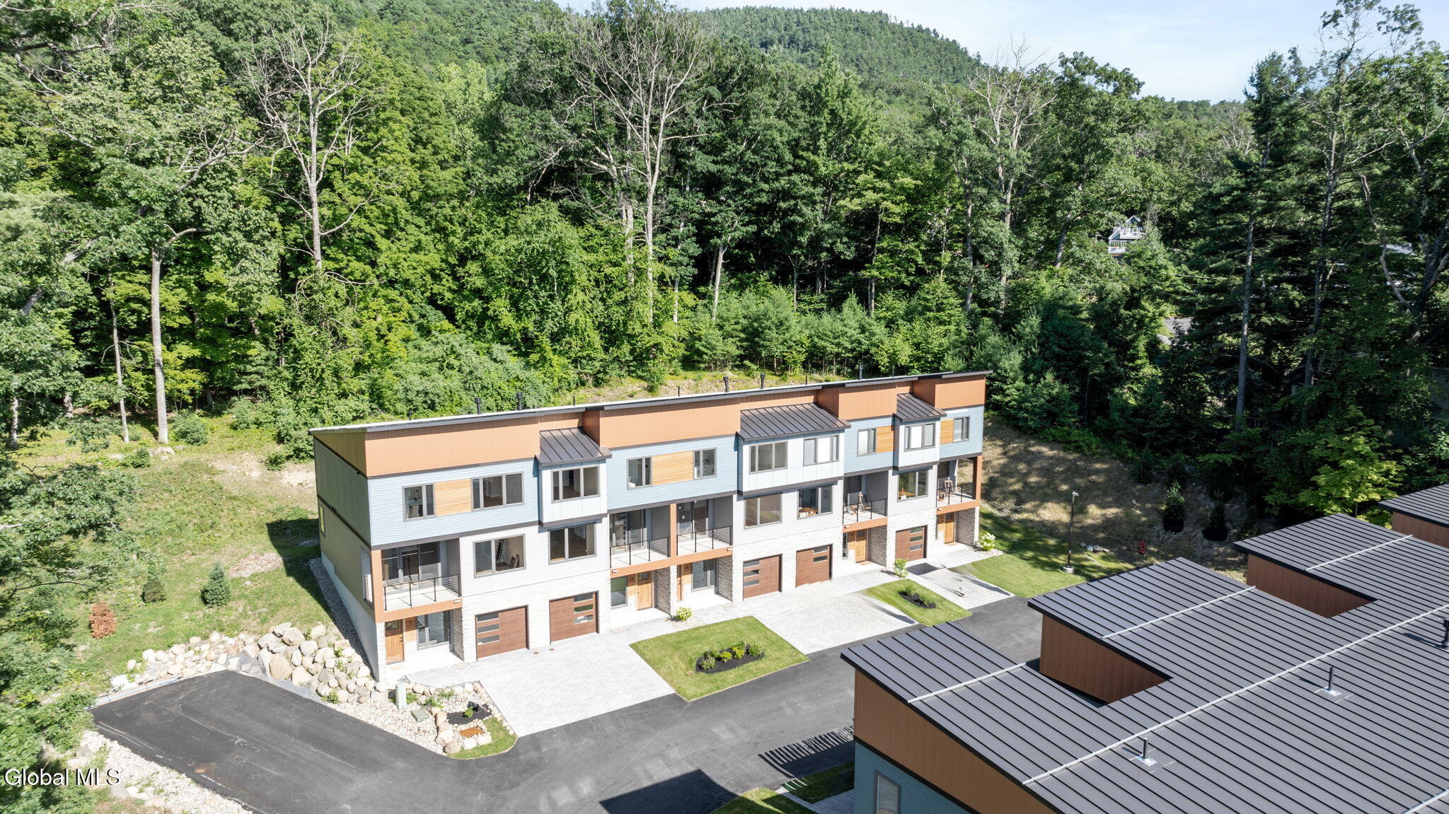 15 Footpath Way Lake George NY 12845