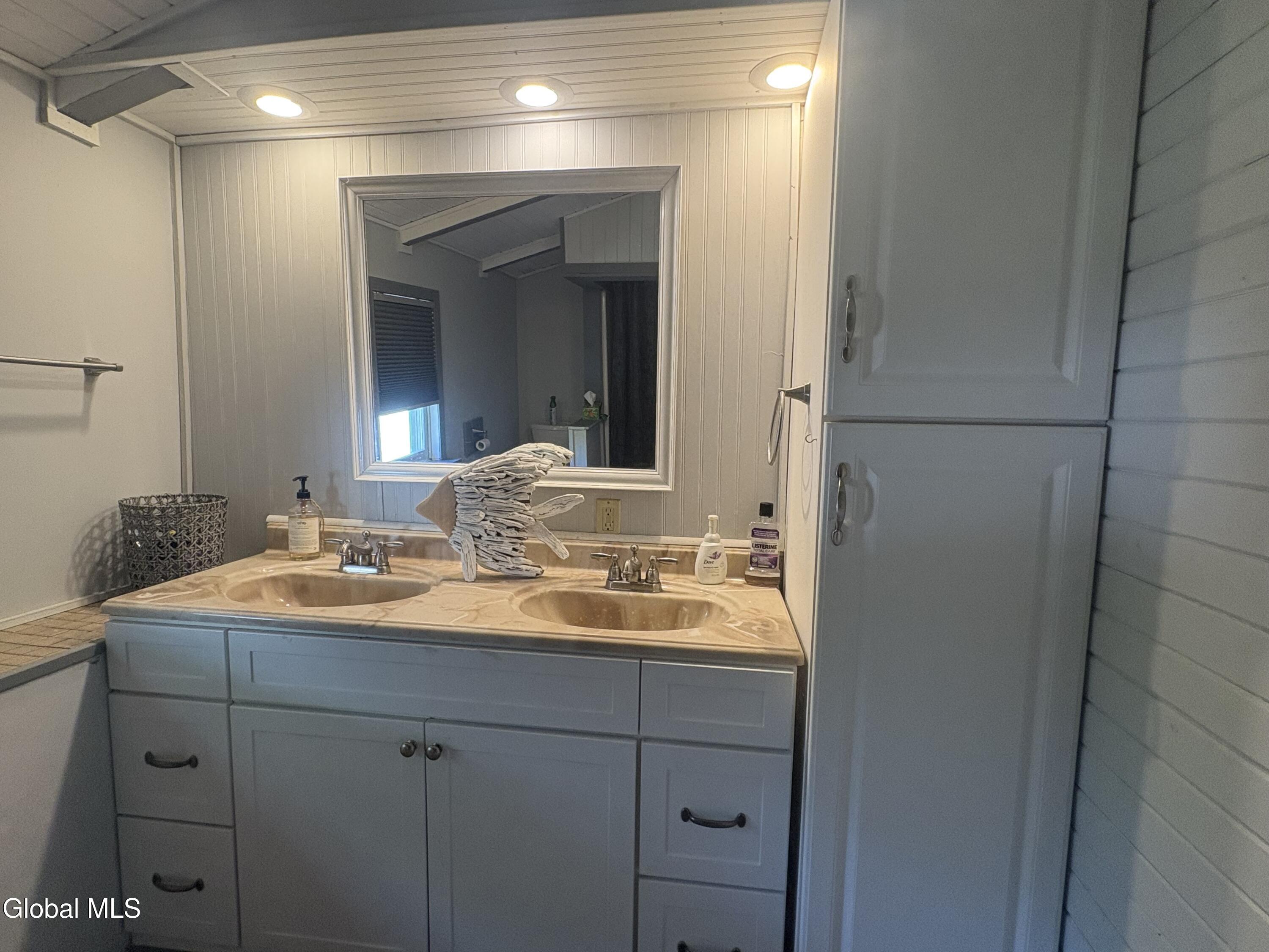 58 Wolcott Road Crown Point NY 12928