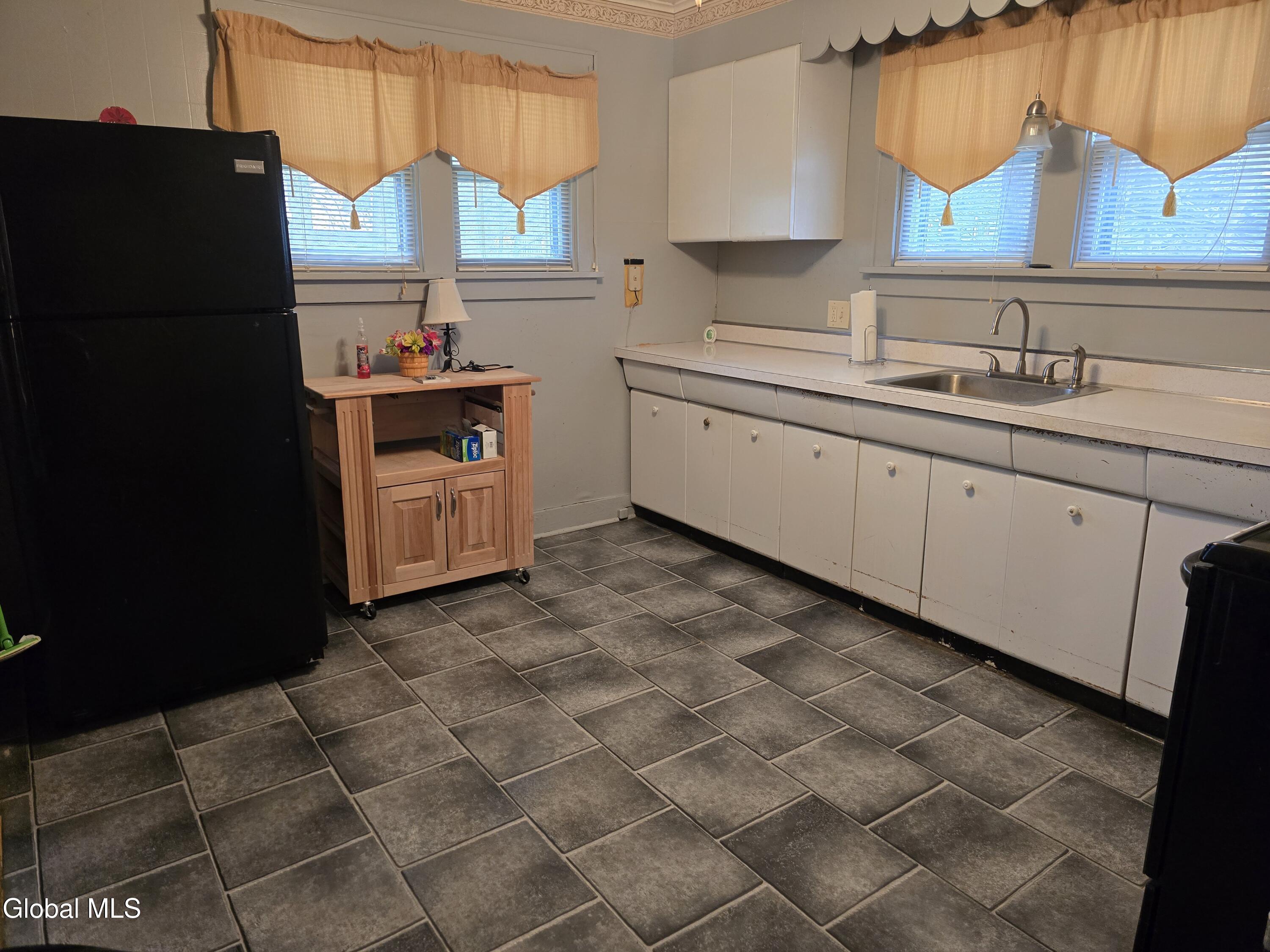 105 E 6th Avenue Johnstown NY 12095