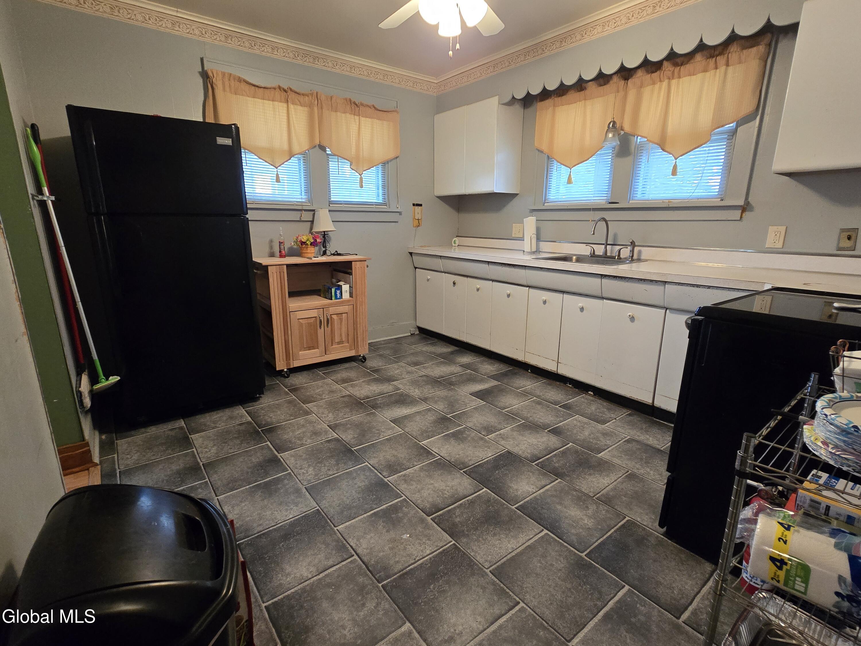 105 E 6th Avenue Johnstown NY 12095