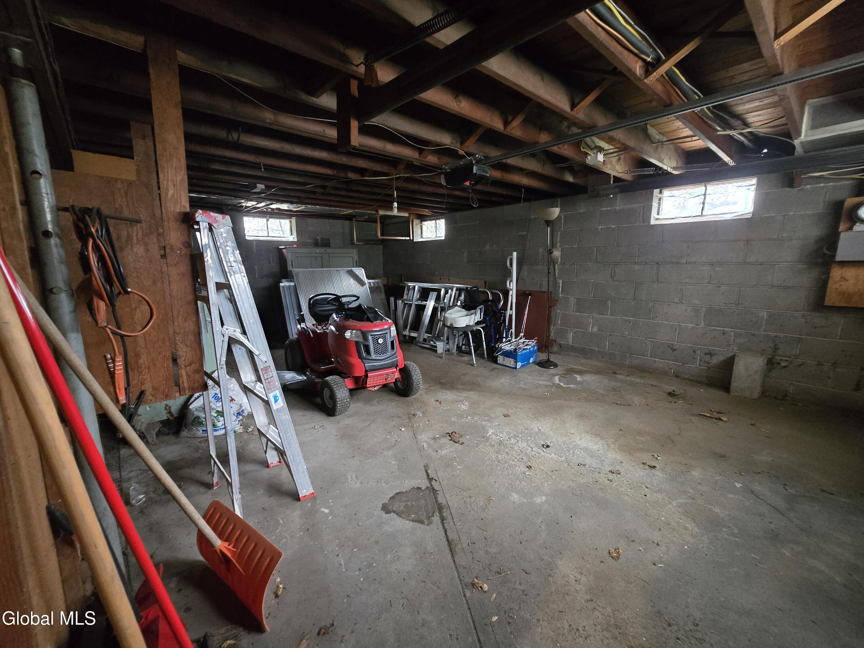 105 E 6th Avenue Johnstown NY 12095