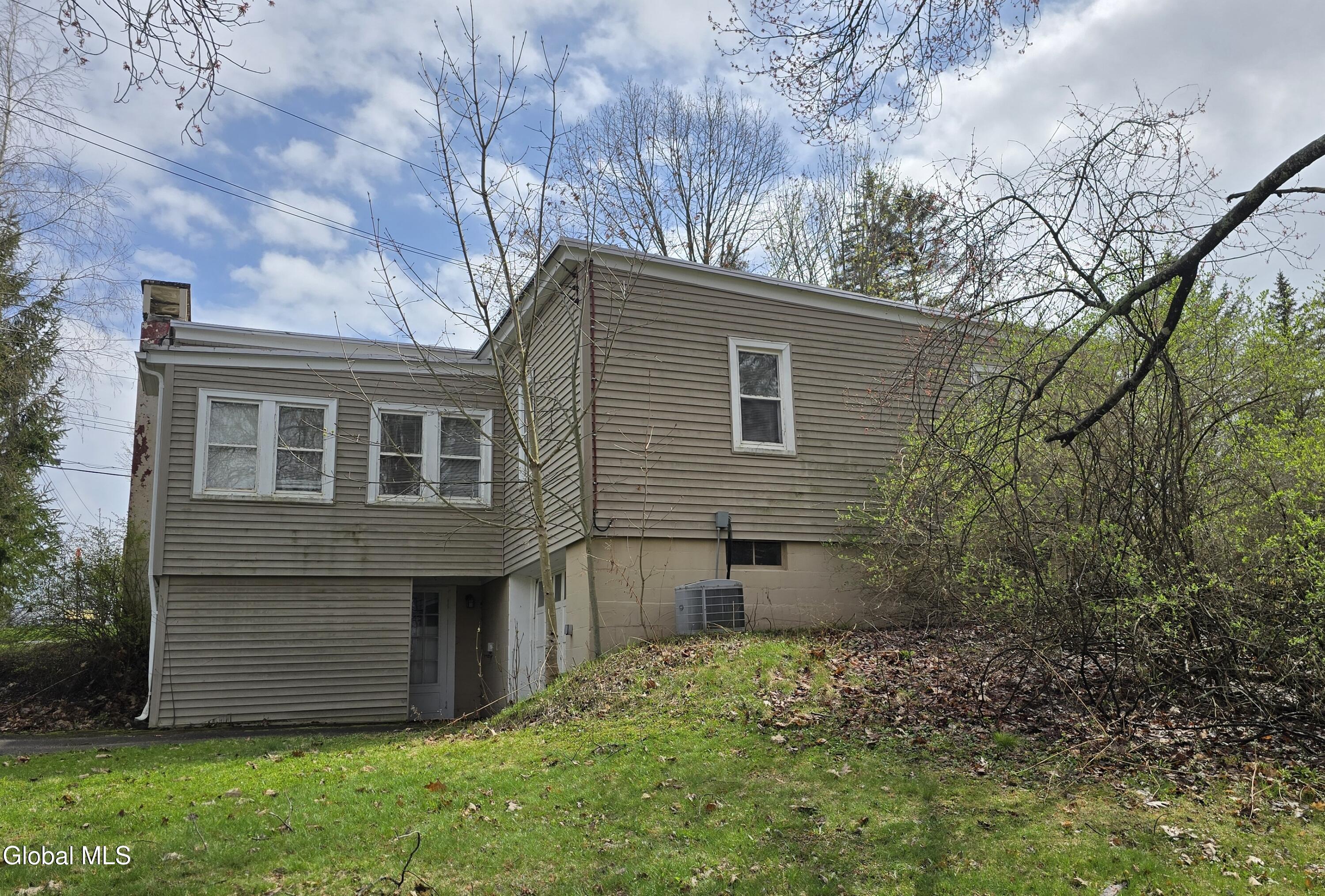 105 E 6th Avenue Johnstown NY 12095