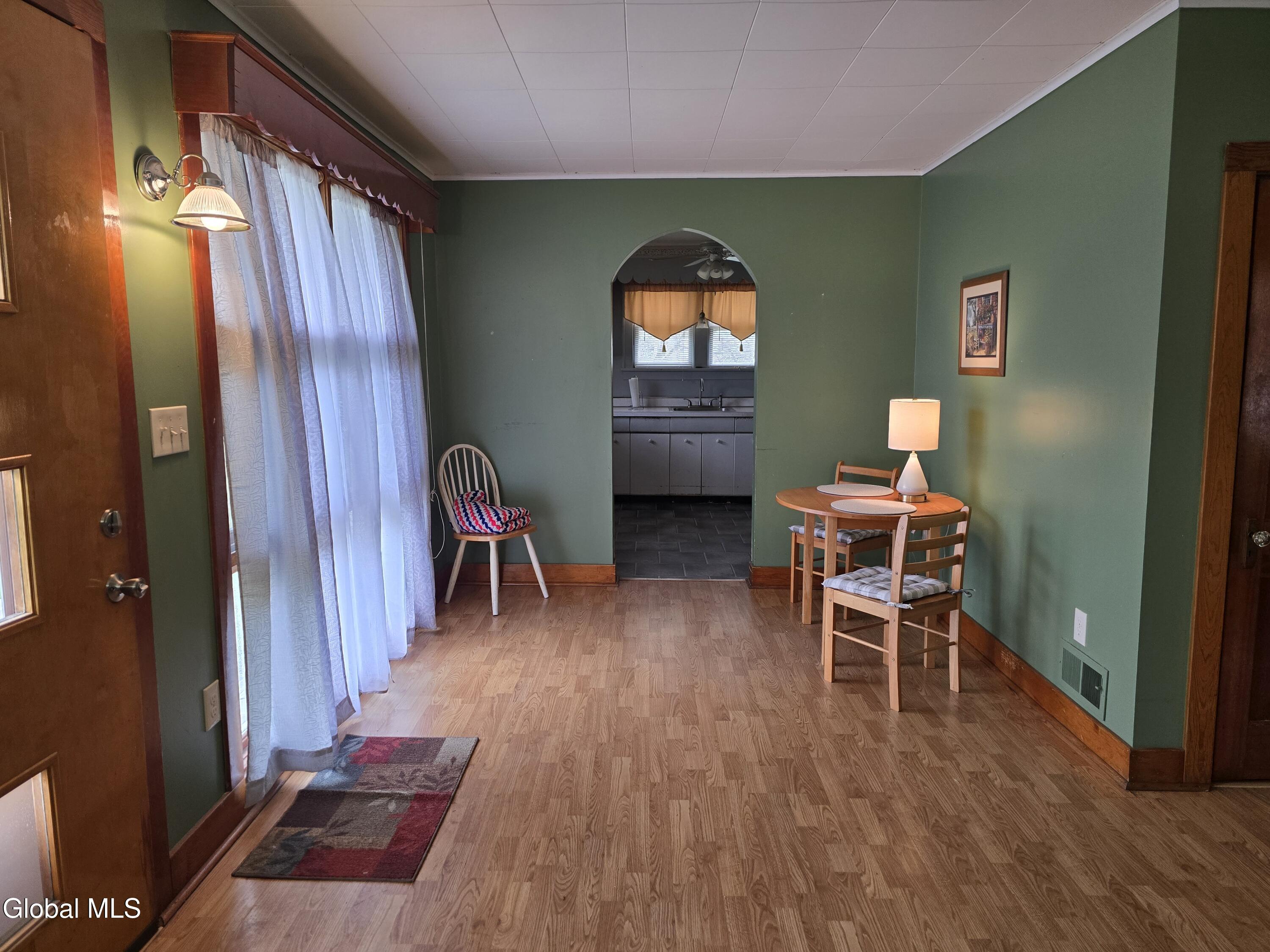 105 E 6th Avenue Johnstown NY 12095