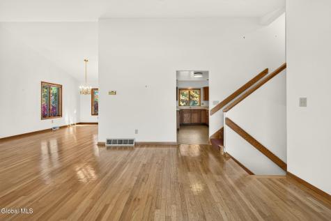 37 Crow Ridge Road Voorheesville NY 12186