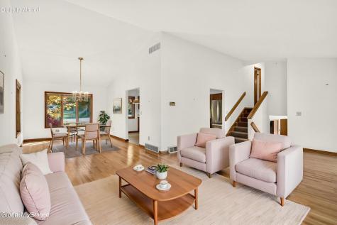 37 Crow Ridge Road Voorheesville NY 12186