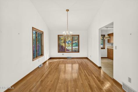 37 Crow Ridge Road Voorheesville NY 12186