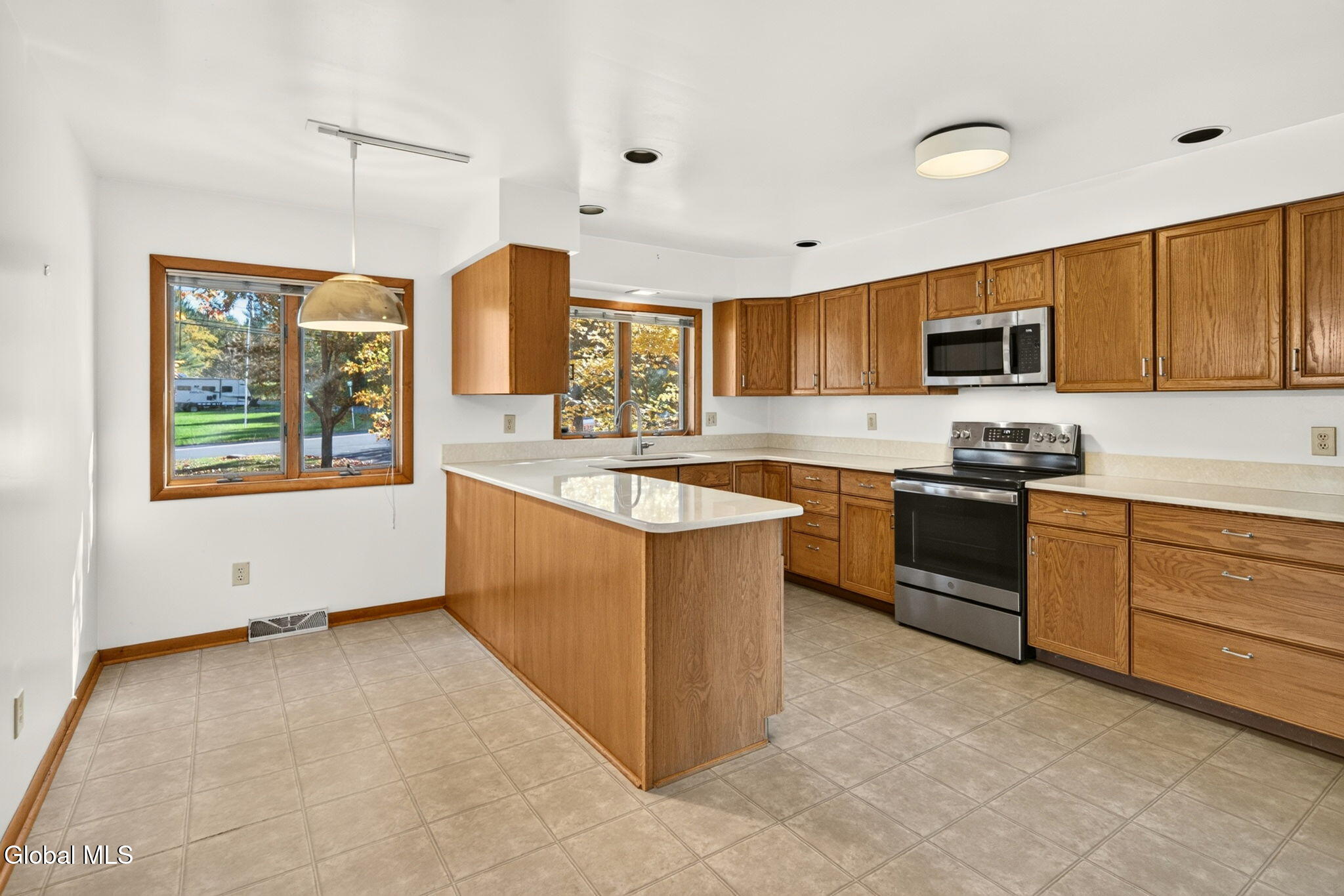 37 Crow Ridge Road Voorheesville NY 12186