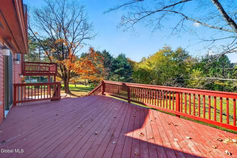 37 Crow Ridge Road Voorheesville NY 12186