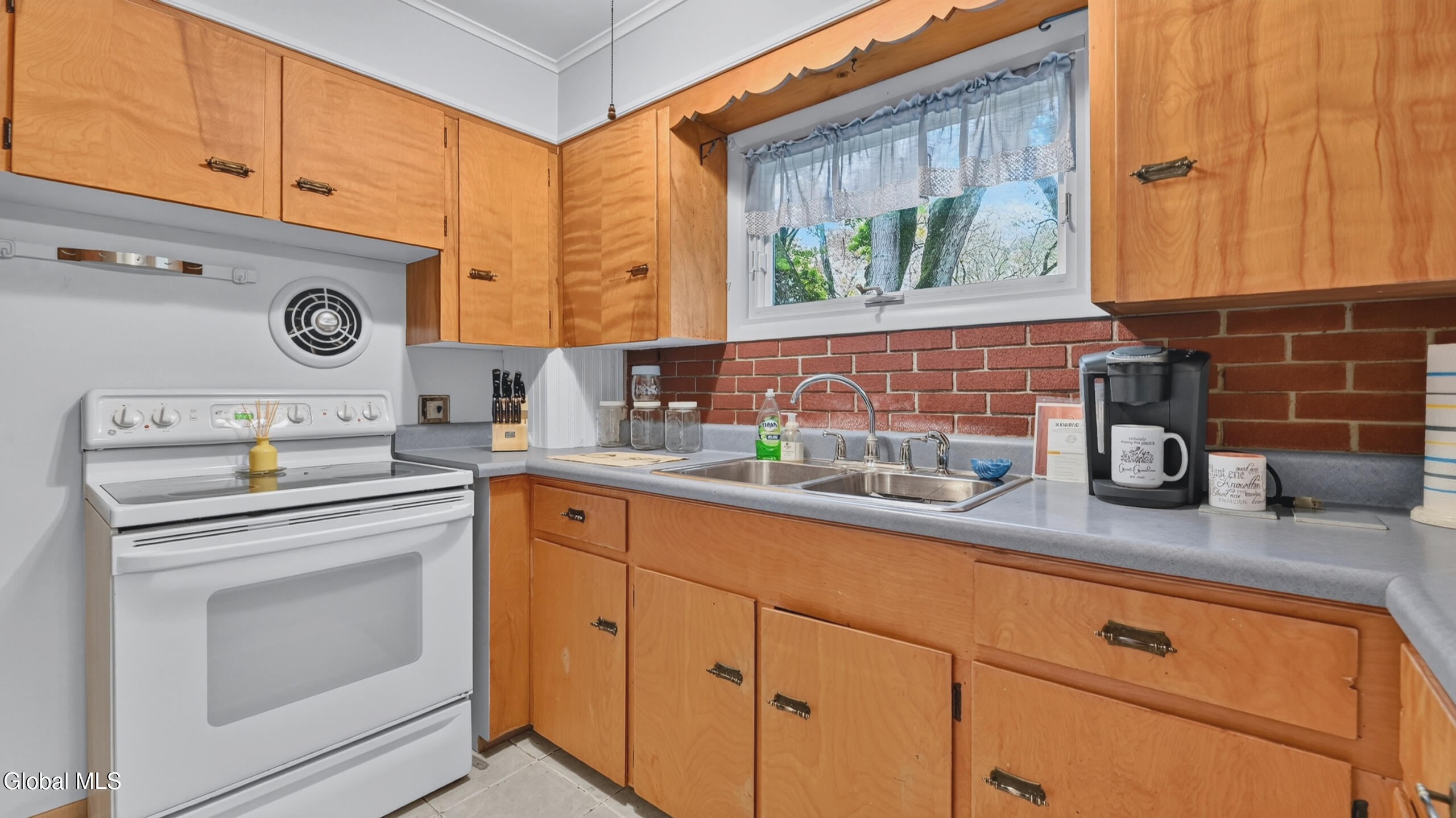 114 Knowlton Road Fonda NY 12068
