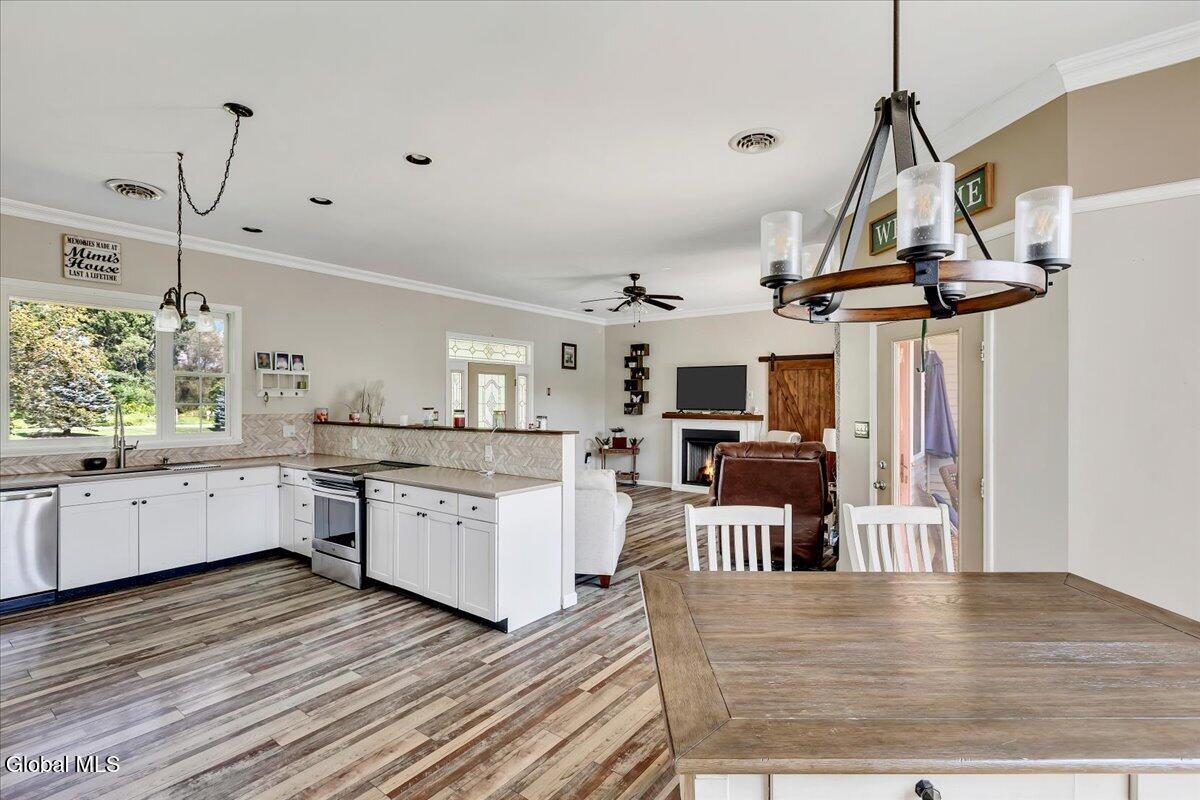 111 Orchard Lane West Sand Lake NY 12196