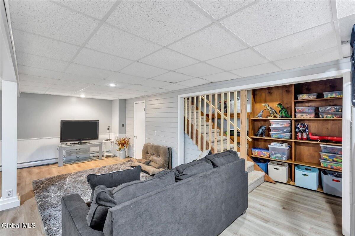 111 Orchard Lane West Sand Lake NY 12196