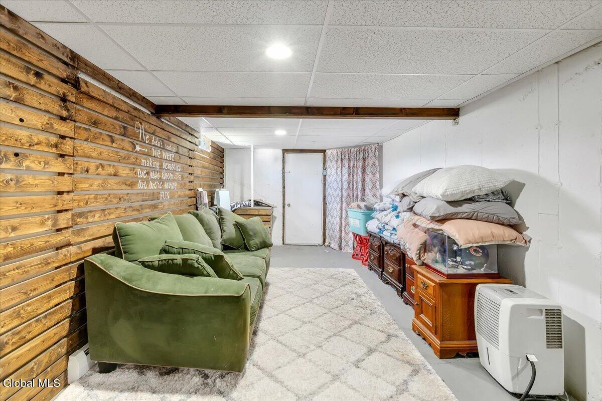 111 Orchard Lane West Sand Lake NY 12196