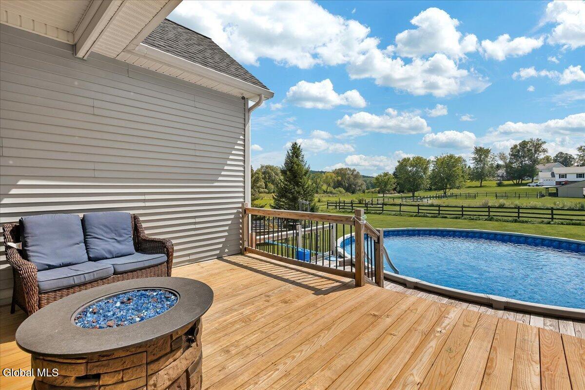 111 Orchard Lane West Sand Lake NY 12196