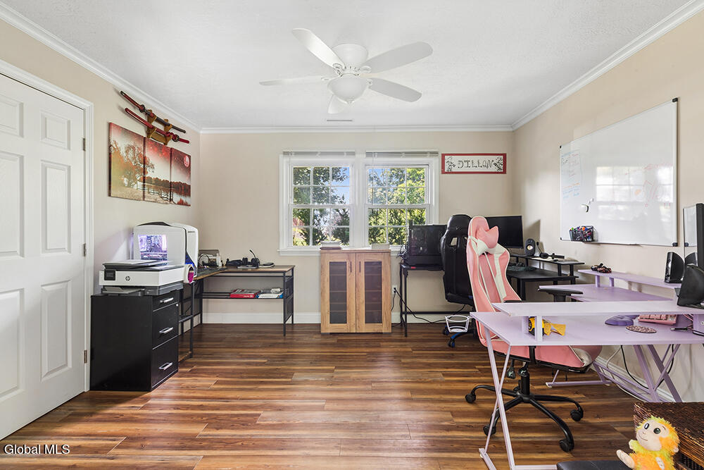 2 Cary Street Ravena NY 12143