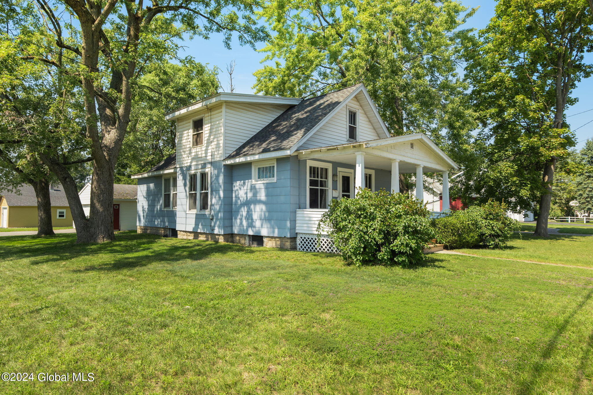 1386 Evergreen Avenue Schenectady NY 12306