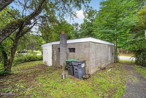 9 Hollister Road Corinth NY 12822