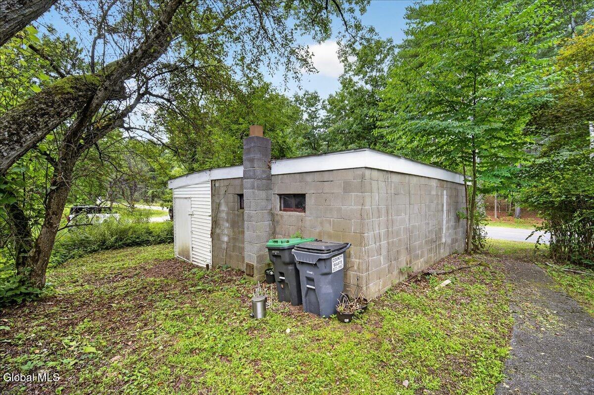 9 Hollister Road Corinth NY 12822