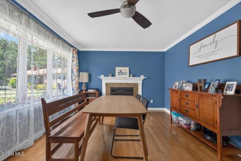 8 Helen Court Glenville NY 12302