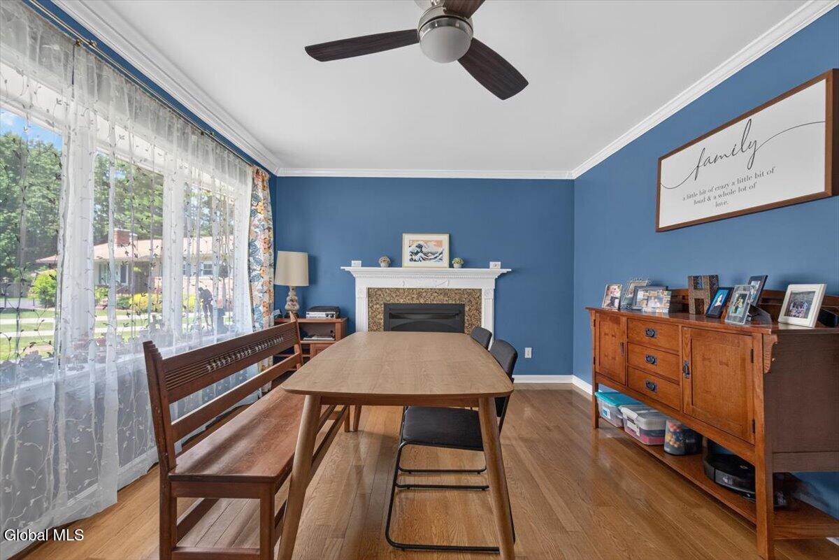 8 Helen Court Glenville NY 12302