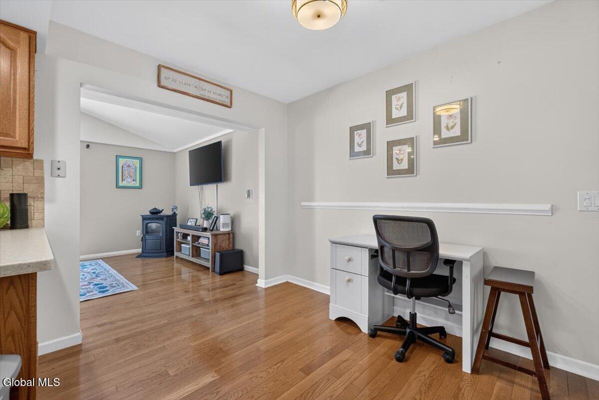 8 Helen Court Glenville NY 12302