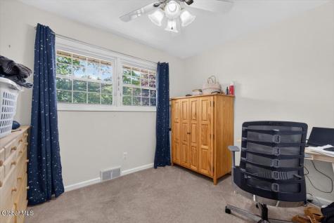 8 Helen Court Glenville NY 12302