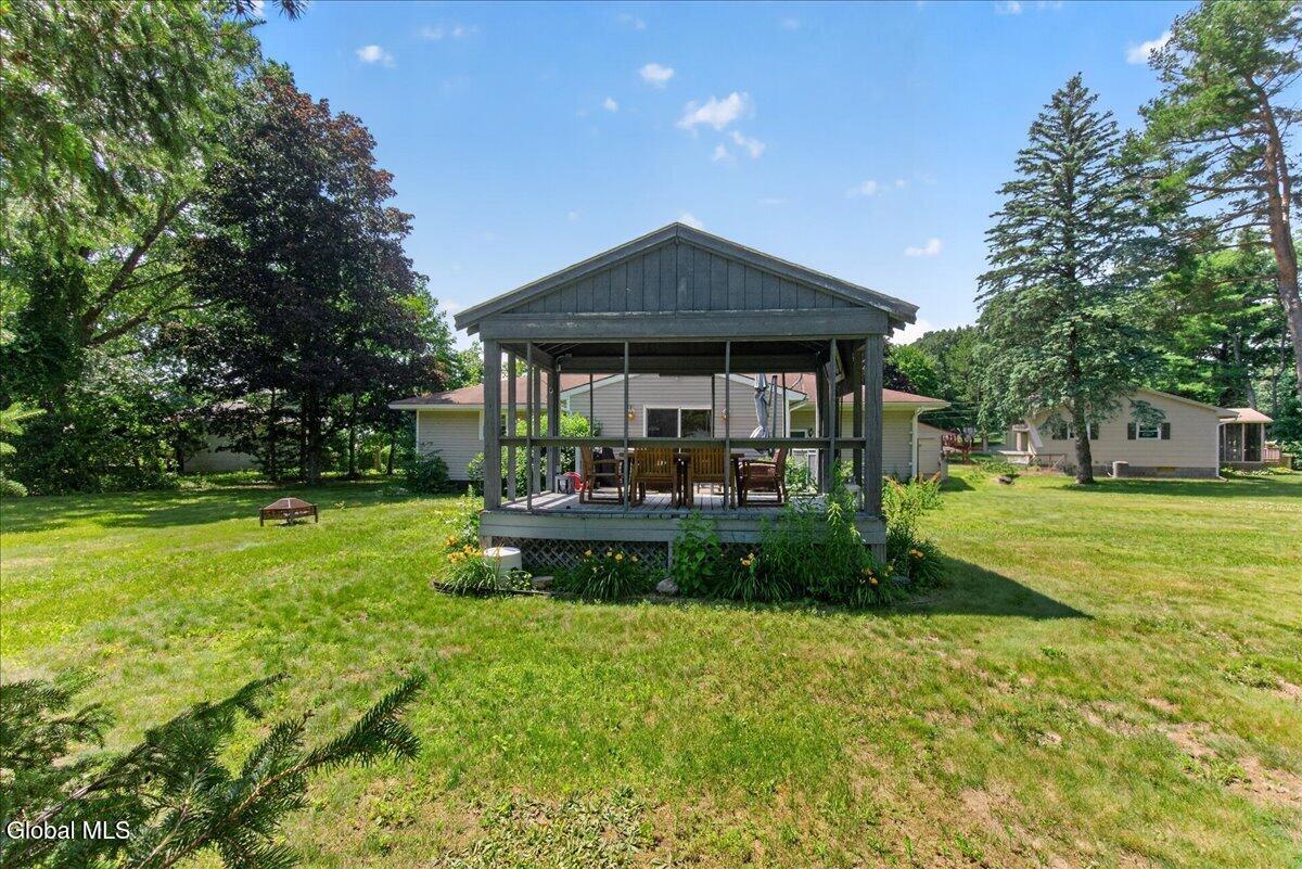 8 Helen Court Glenville NY 12302