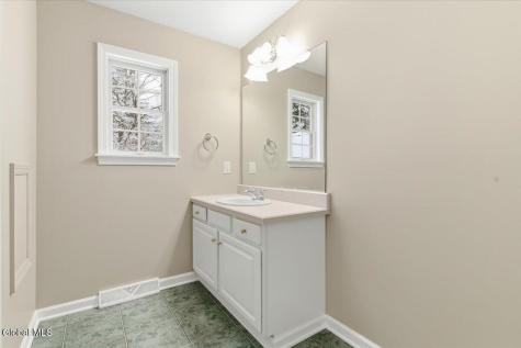 38 Hearthstone Drive Gansevoort NY 12831