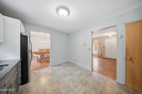 27 Wynantskill Way Troy NY 12180