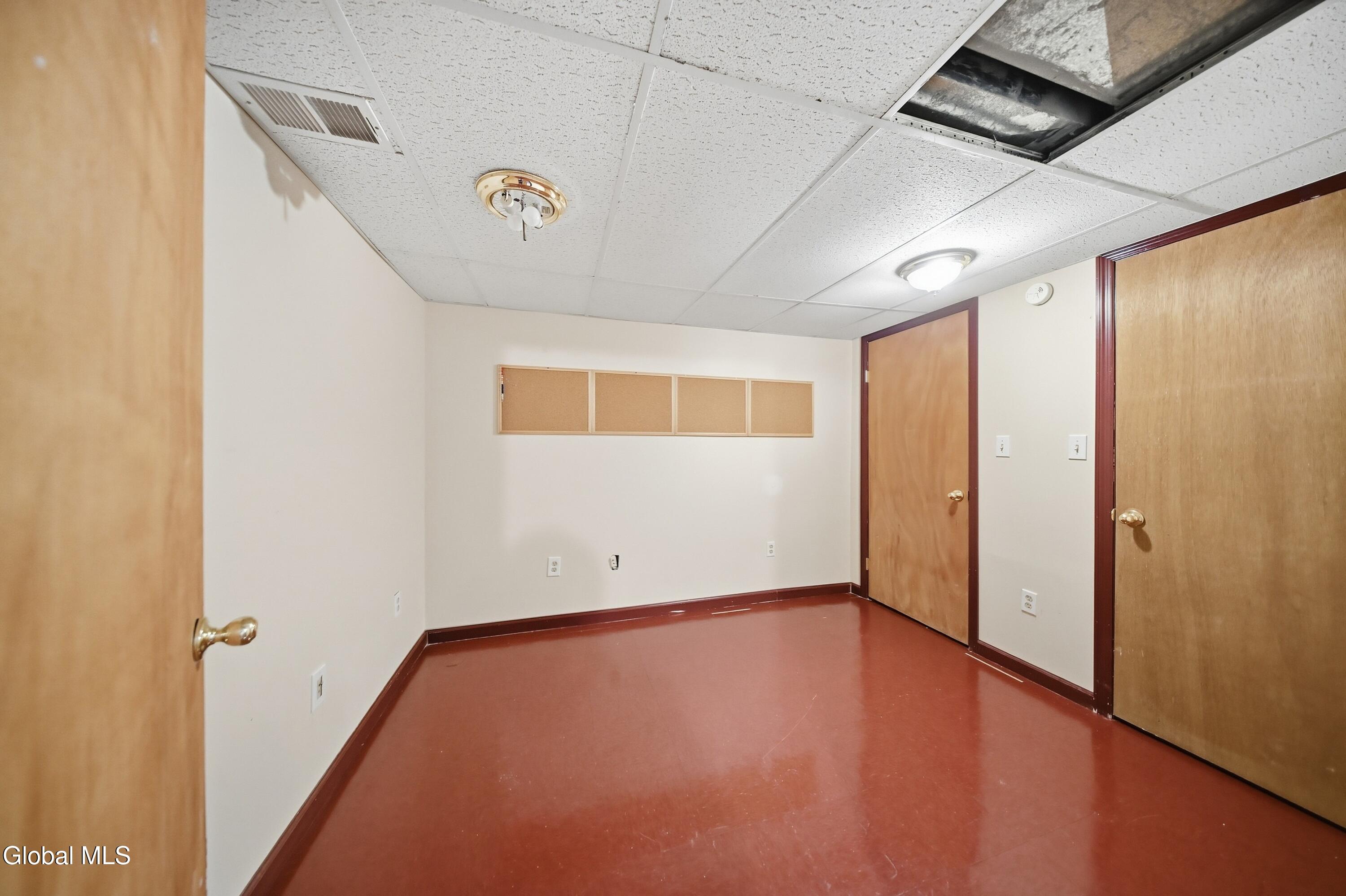 27 Wynantskill Way Troy NY 12180
