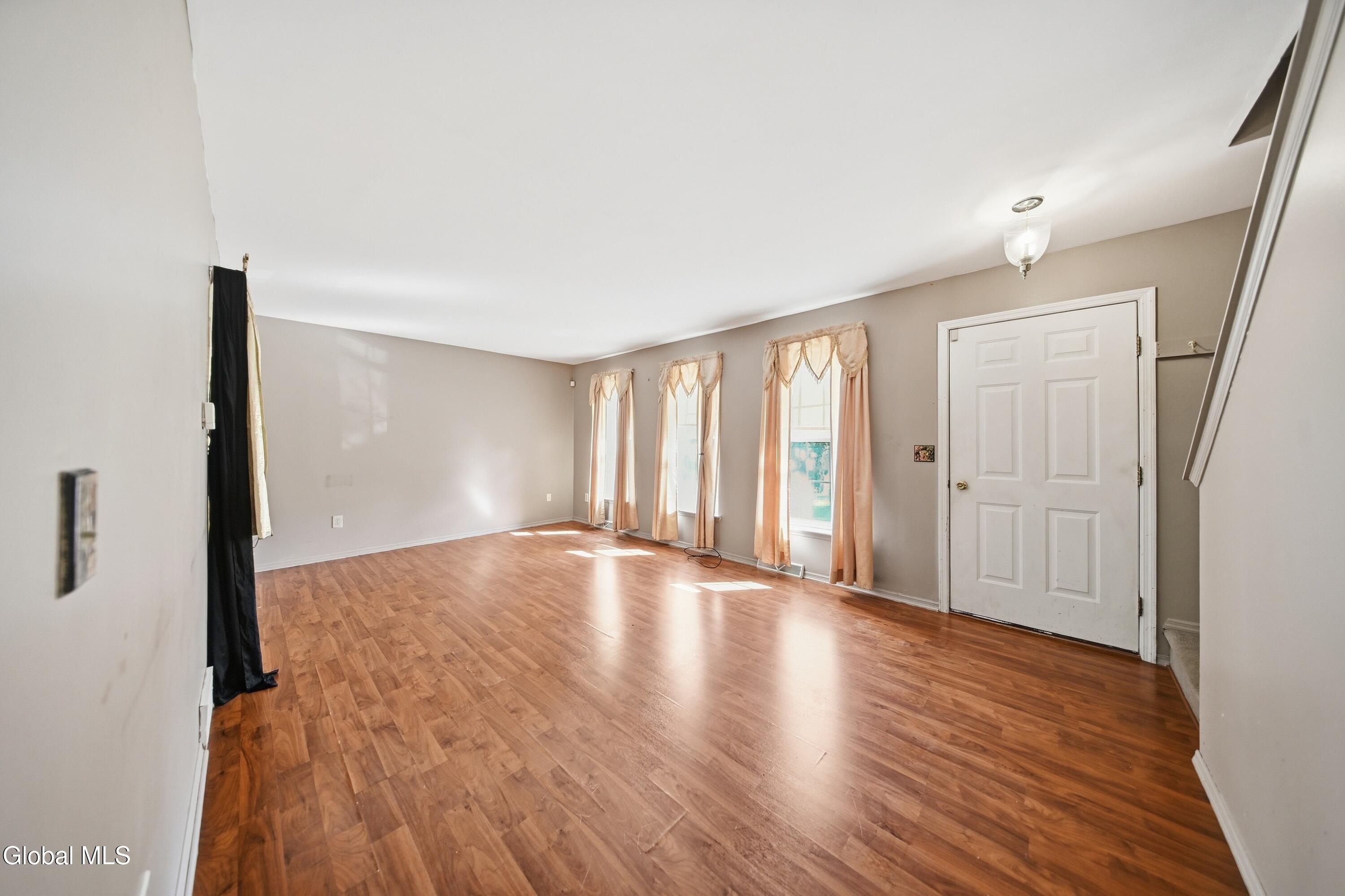 27 Wynantskill Way Troy NY 12180