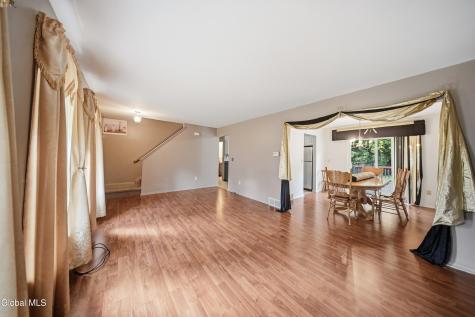 27 Wynantskill Way Troy NY 12180