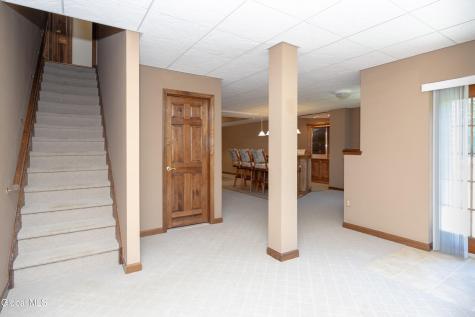 13 Devonshire Way Halfmoon NY 12065