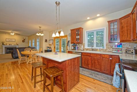 8 Jordan Lane Glenville NY 12302