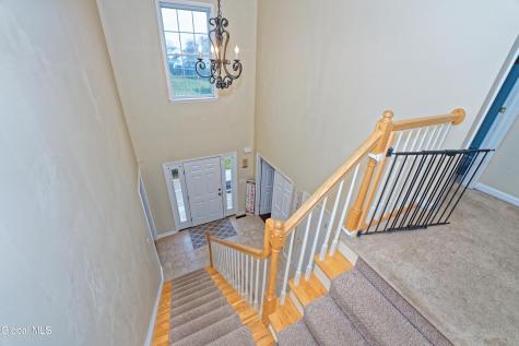 8 Jordan Lane Glenville NY 12302