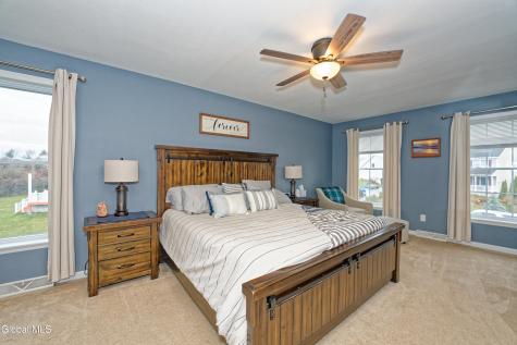 8 Jordan Lane Glenville NY 12302