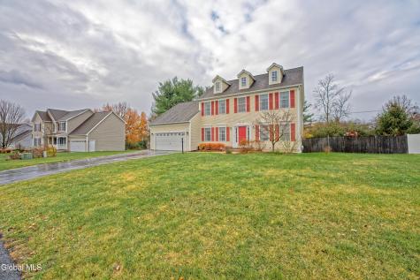 8 Jordan Lane Glenville NY 12302