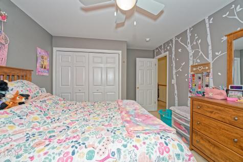 8 Jordan Lane Glenville NY 12302